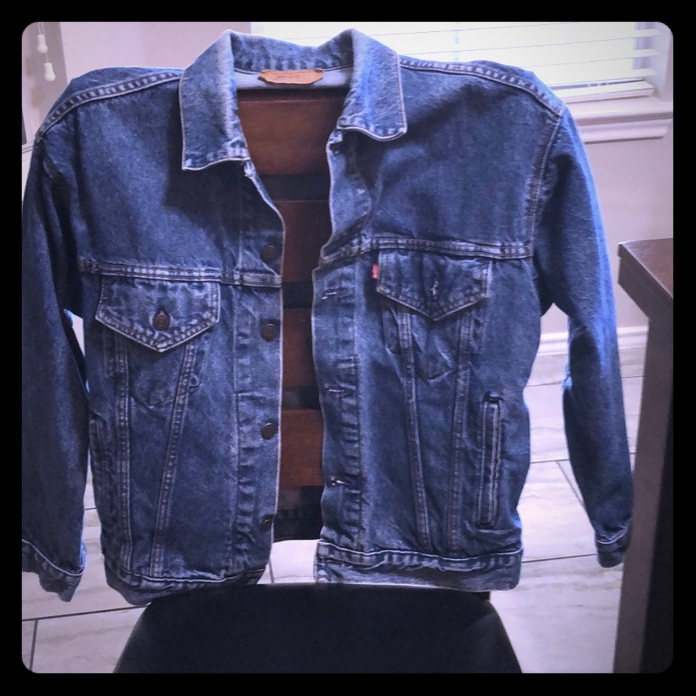 Vintage Men’s Levi denim jacket. Size medium